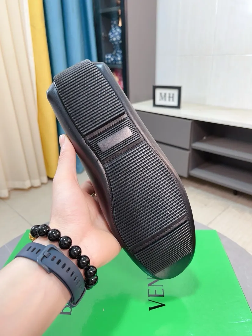 Ex-factory price 420🌹🌹【Super comfortable soft sole BV woven beanie shoes】Fashion hot style ⭐️⭐️⭐️BV Men's casual shoes 🎈High-quality cowhide upper, woven cowhide upper with metal buckle decoration, perfect fit, full of personality and fashionable charm, genuine leather lining ⚠️⚠️Flexible and lightweight outsole, fashionable and handsome, size: 38-44, 37+45 can be customized